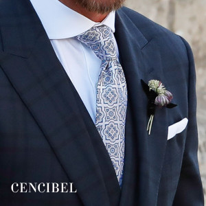 Corbata Gris Dibujos Geométricos Azules