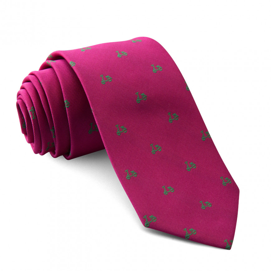 corbata color fucsia